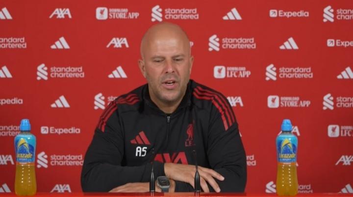 在签入莱奥, ku 在签入莱奥, ku