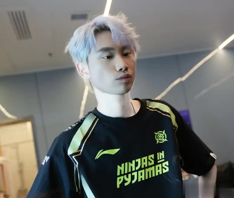 alt, 具纪念意义, 玩笑 alt, 具纪念意义, 玩笑