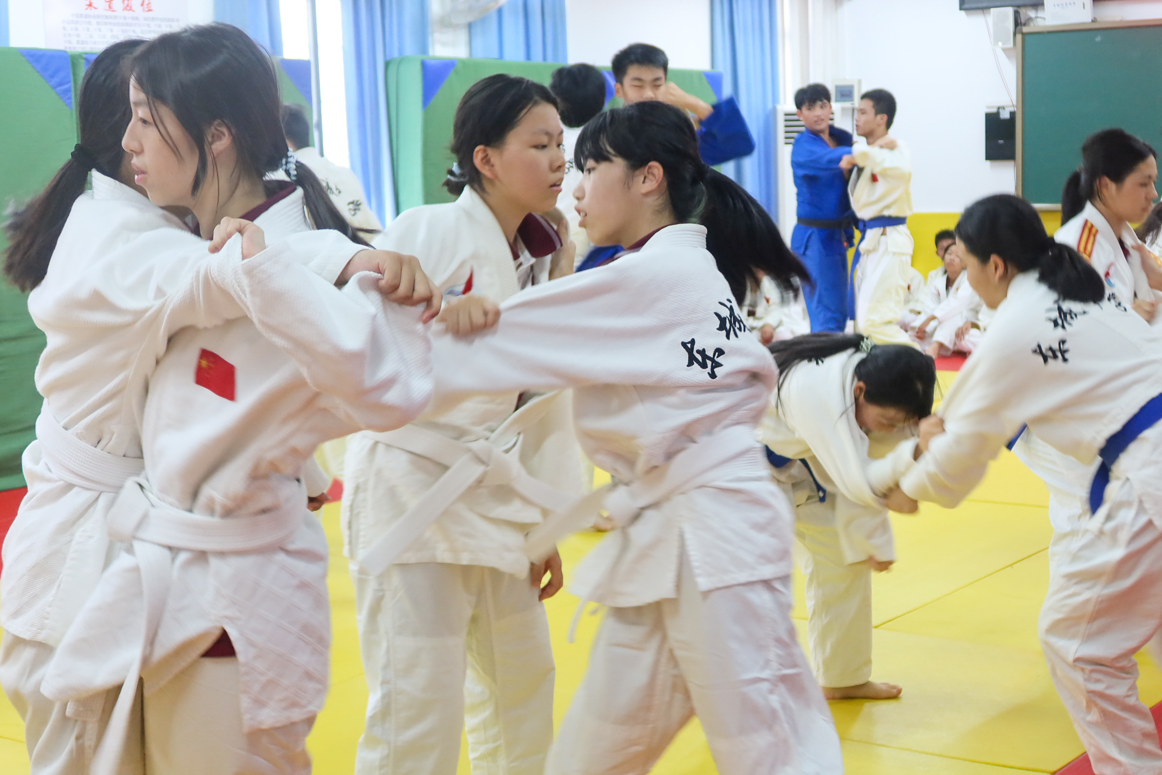 中学学生们 中学学生们