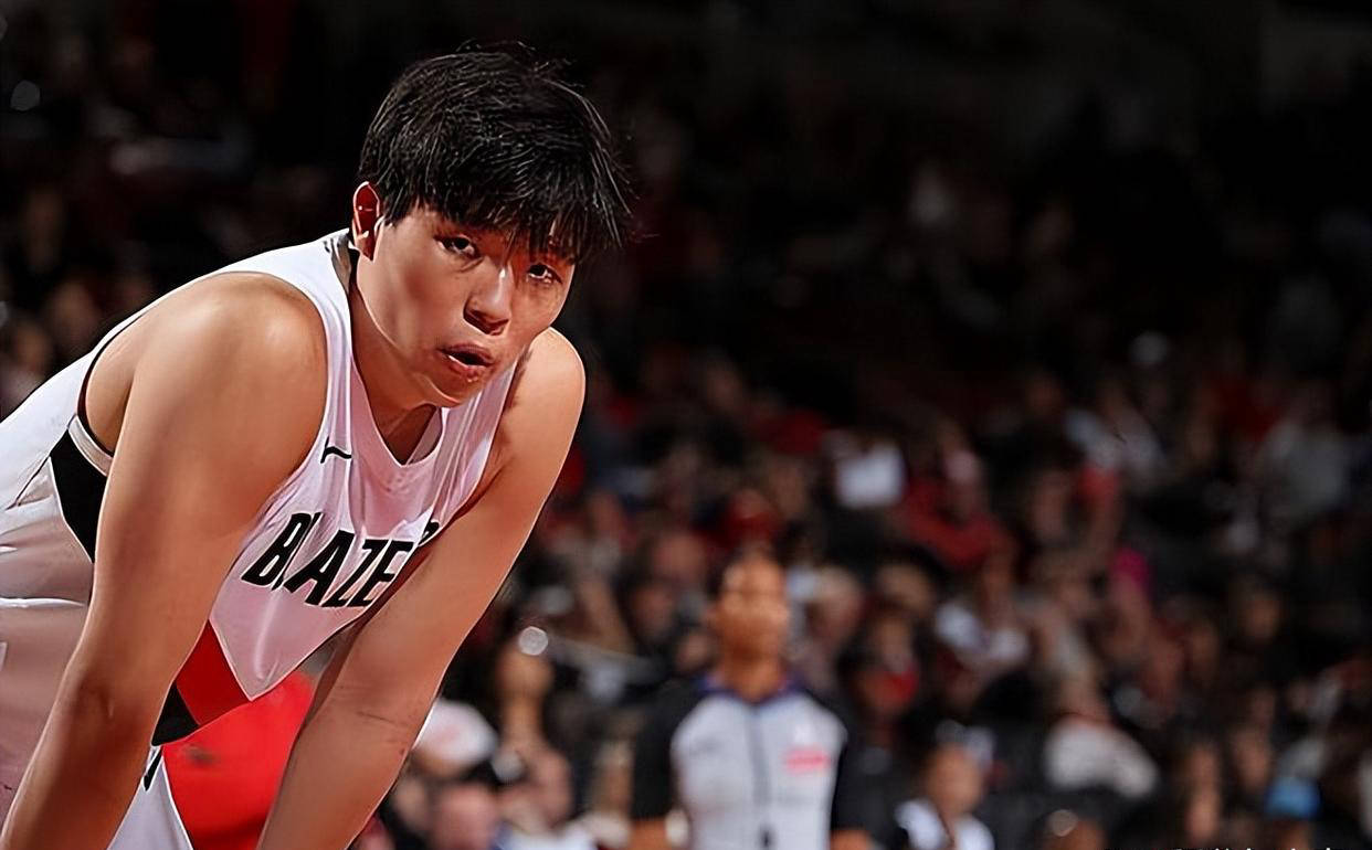 并指出他具 并指出他具